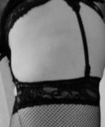 🌹💋 Я креативная и открытая в постели, каждая встреча со мной станет для тебя настоящим приключением. 🌟💫 У меня есть все, чтобы удовлетворить твои самые сокровенные фантазии. 😉😈 Уверяю тебя, ты не пожалеешь об отведенном времени со мной. 💏🔥 Раскрепощенность и чувственность - вот мое второе имя. ✨💃 Я живу в Москве, поэтому ты можешь насладиться моими услугами прямо здесь, в Москве. 🌃🌇 Чистота, безопасность и конфиденциальность гарантированы. 🙌❤️ Не упусти шанс окунуться в мир настоящего удовольствия со мной. Отзывы и фото доступны по запросу. 📸💕 Жду звонка от тебя, чтобы сделать нашу встречу незабываемой! 💋📞 Кристина